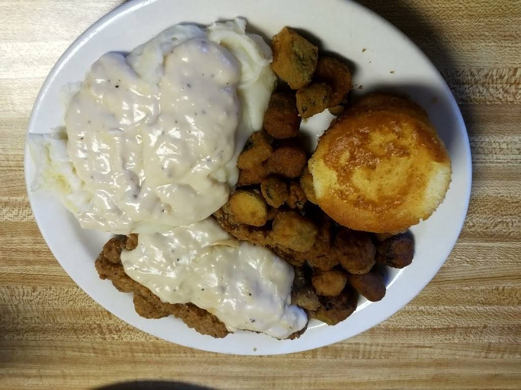 Whistle Stop | restaurant | 30 S College St, Byhalia, MS 38611, USA | 6628381000 OR +1 662-838-1000