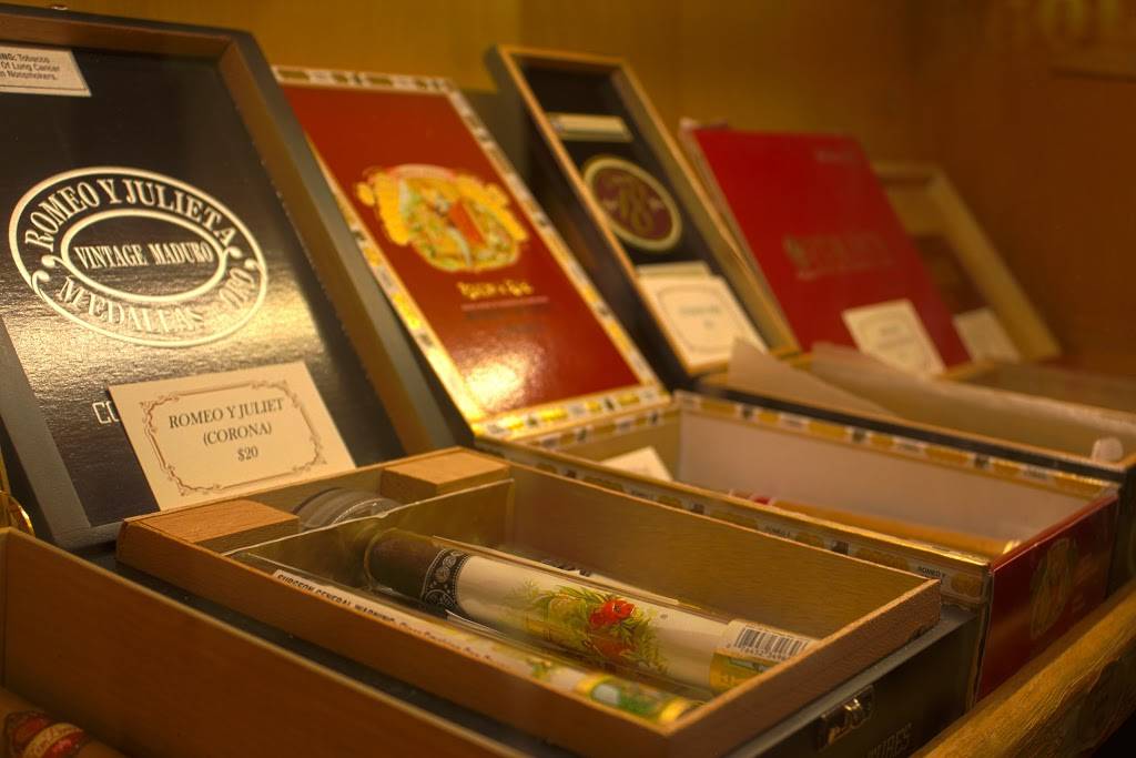 Gold Club | night club | 320 General Doolittle Dr, Jacksonville, FL 32225, USA | 9046455500 OR +1 904-645-5500