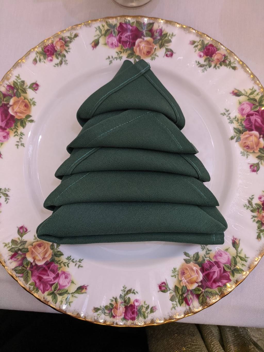 ClockWork Rose Tea Emporium | cafe | 12412 SW Broadway St, Beaverton, OR 97005, USA | 5037395120 OR +1 503-739-5120