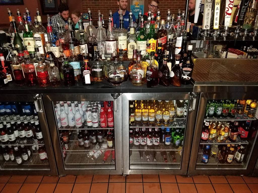 24 Seconds Bar and Grill | restaurant | 3071 Twelve Mile Rd, Berkley, MI 48072, USA | 2483360024 OR +1 248-336-0024