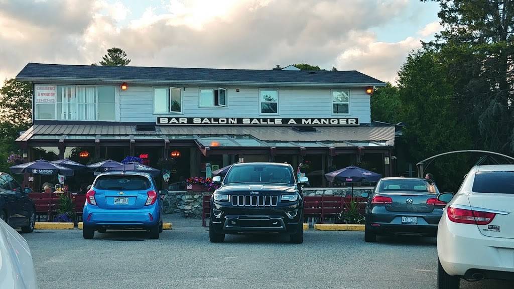 La Vallee | restaurant | 1418 105 RTE, Chelsea, QC J9B 1P4, Canada | 8198270524 OR +1 819-827-0524