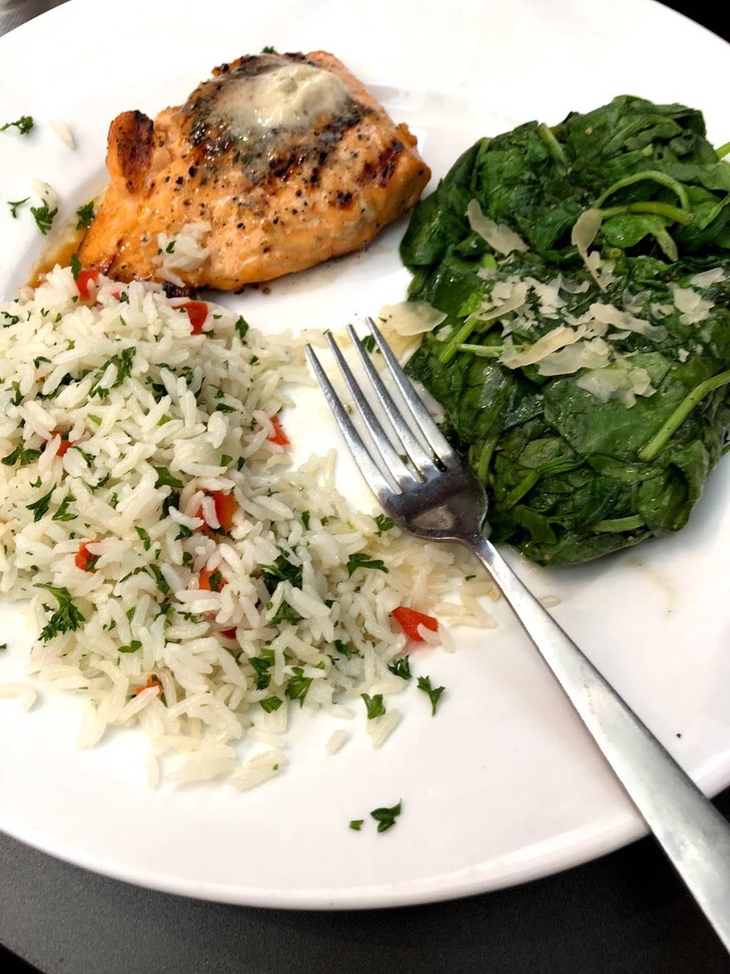 TGI Fridays | restaurant | 4482 Palisades Center Dr, West Nyack, NY 10994, USA | 8453481185 OR +1 845-348-1185