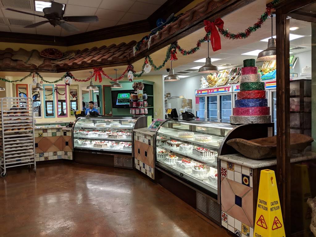 El Bolillo Bakery | bakery | 917 Southmore Ave, Pasadena, TX 77502, USA | 7136432625 OR +1 713-643-2625