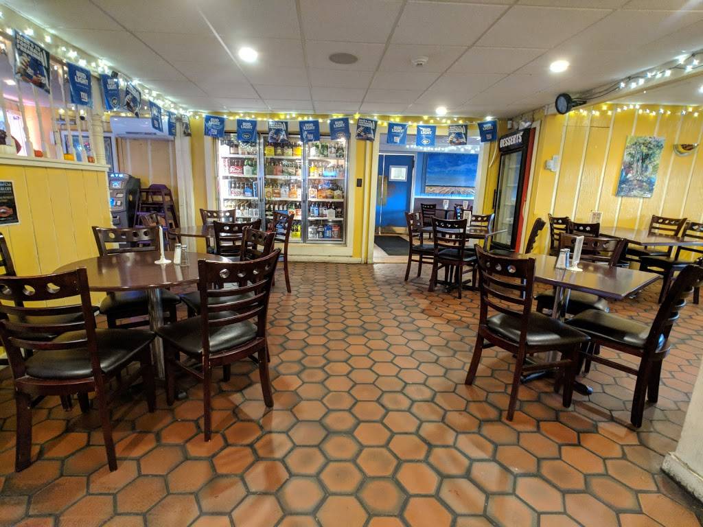 Patriots Crossing Tavern & Wine Shop | restaurant | 1339 River Rd, Titusville, NJ 08560, USA | 6097372780 OR +1 609-737-2780