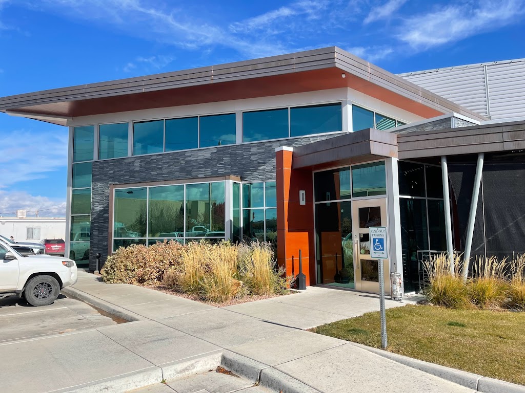 Vernal Brewing Co | restaurant | 55 S 500 E, Vernal, UT 84078, USA | 4357812337 OR +1 435-781-2337