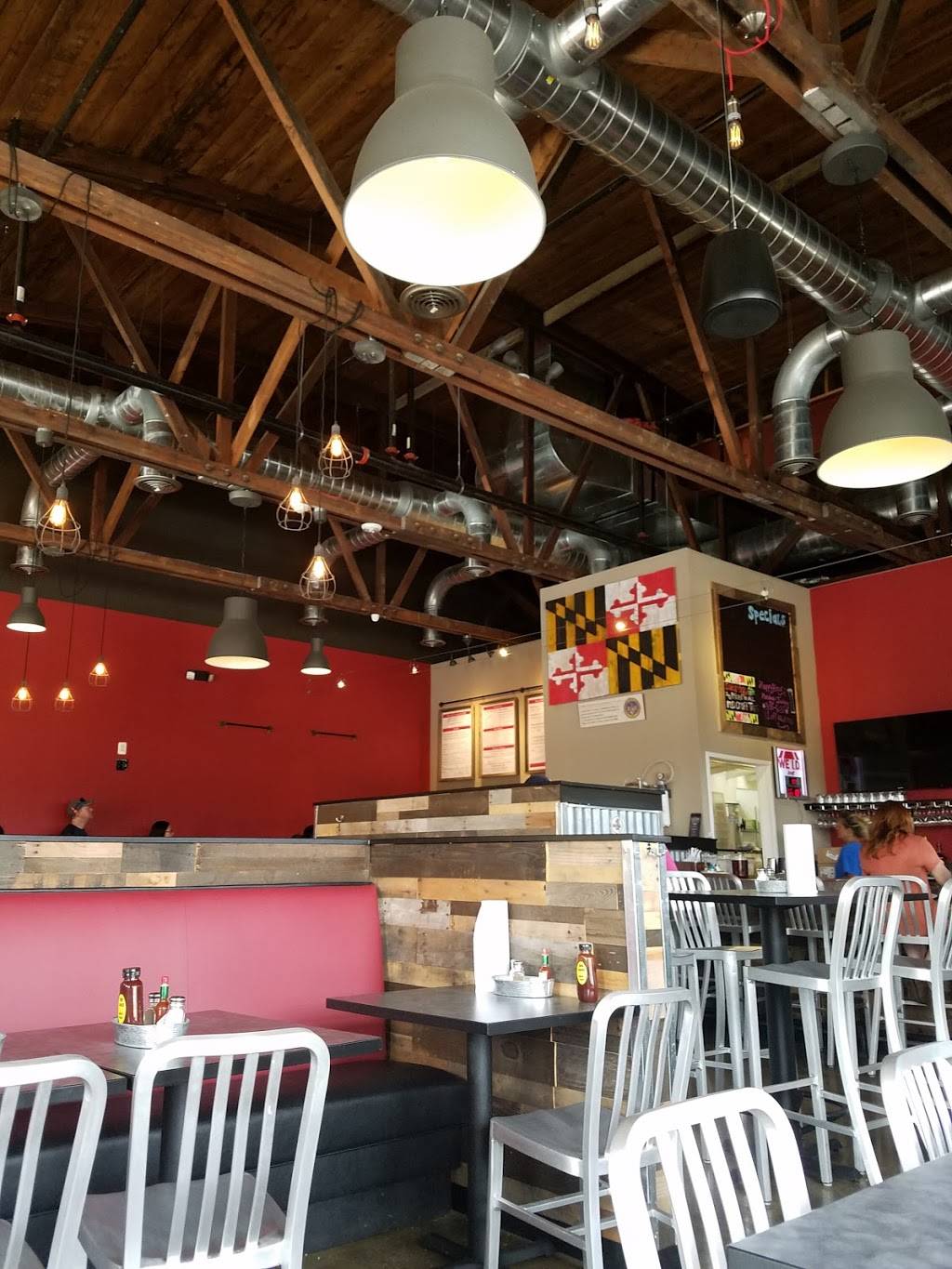 Smokey Joes on the Town | restaurant | 22845A Washington St, Leonardtown, MD 20650, USA | 2403094185 OR +1 240-309-4185