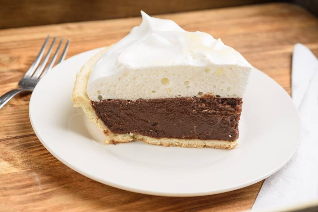 Country Home Cafe | restaurant | 3536 US-24, Grantville, KS 66429, USA | 7852462444 OR +1 785-246-2444