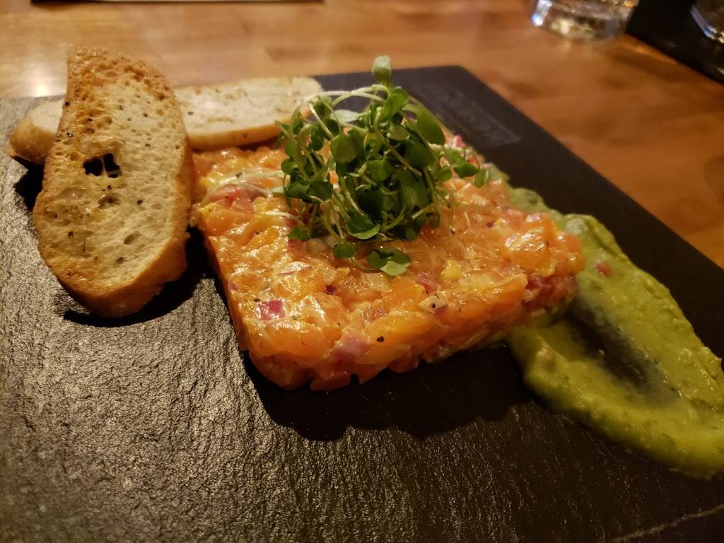 Brasserie La Réserve | restaurant | 6000 Boulevard Arthur-Sauvé, Laval, QC H7R 3X7, Canada | 4506270340 OR +1 450-627-0340