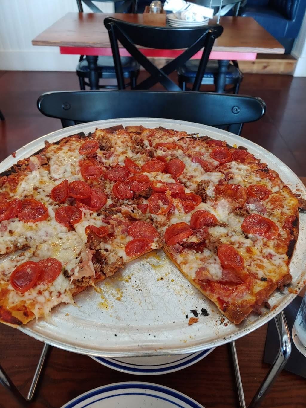 Enos Pizza Tavern | restaurant | 3111 Olympus Boulevard Ste#110, Dallas, TX 75019, USA | 4699930399 OR +1 469-993-0399