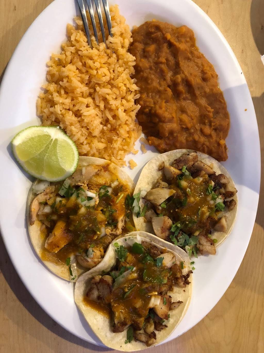 Taqueria Mar Y Tierra | restaurant | 754 W A St, Hayward, CA 94541, USA | 5107864150 OR +1 510-786-4150