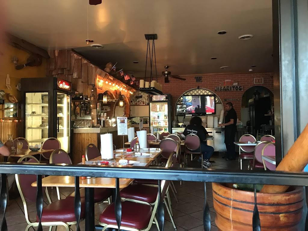 La Cocina Boricua De La Familia Galarza | restaurant | 2420 W Fullerton Ave, Chicago, IL 60647, USA | 7732357377 OR +1 773-235-7377