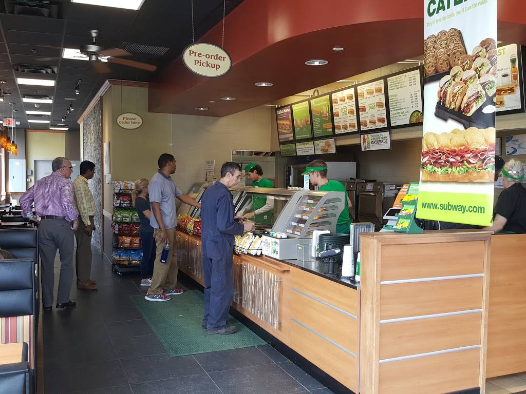 Subway Restaurants | restaurant | 610 Andover St, Lawrence, MA 01843, USA | 9782583183 OR +1 978-258-3183