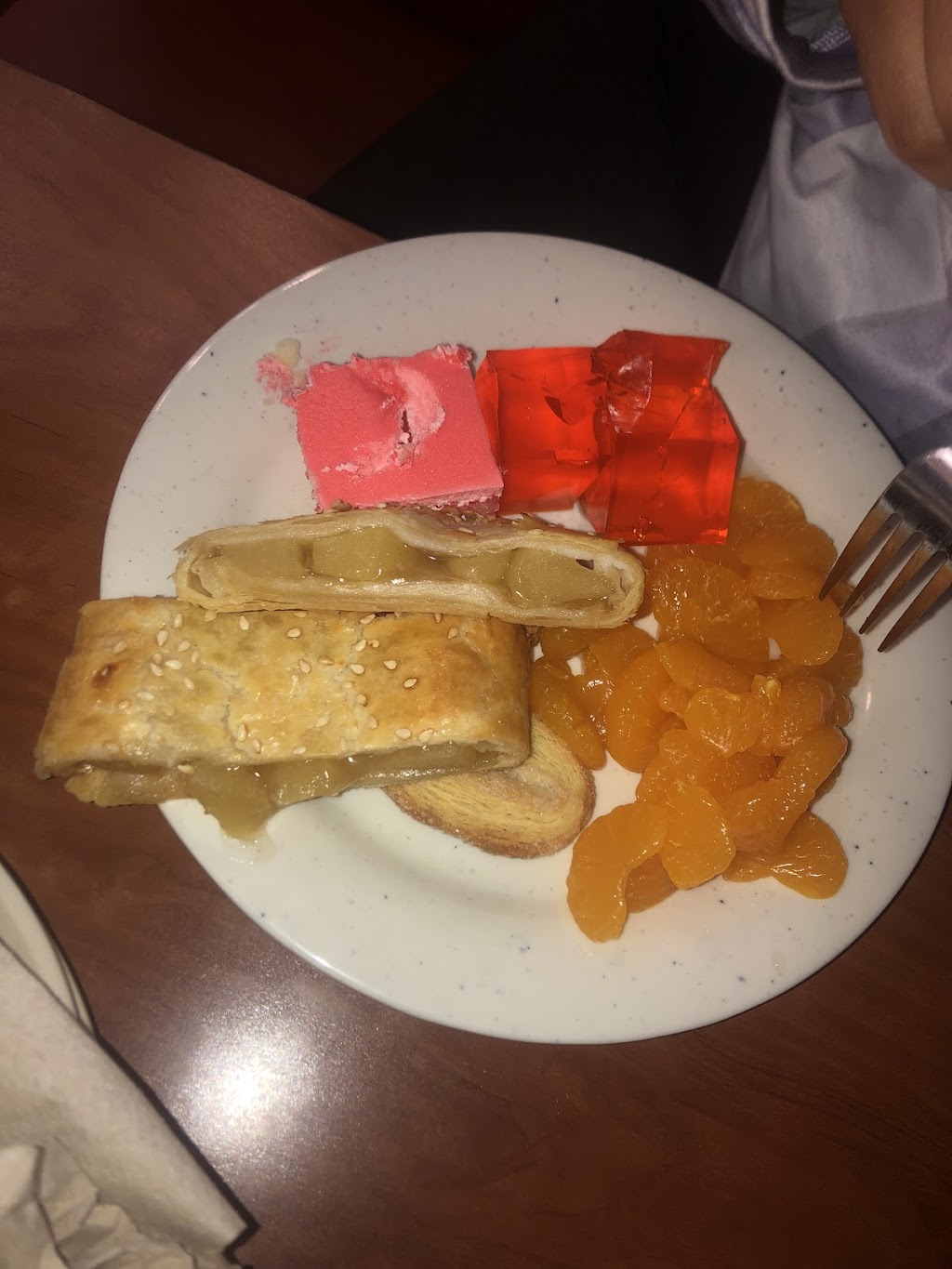 Kome Buffet & Bar | restaurant | 3515 Monongahela Blvd, Star City, WV 26505, USA | 3042414149 OR +1 304-241-4149