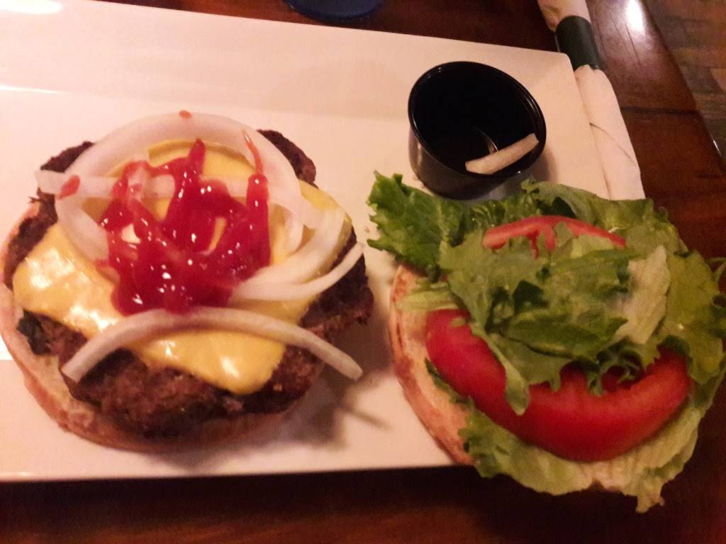 Jerk Hut Jamaican Grille & Rhum Bar | restaurant | 926 E Fowler Ave, Tampa, FL 33612, USA | 8139775777 OR +1 813-977-5777