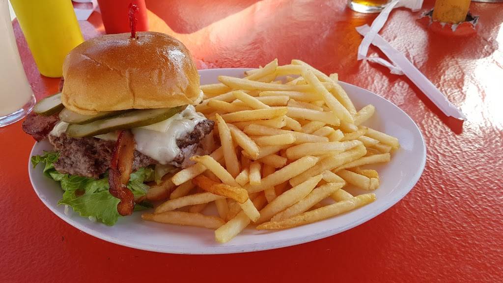 Rubys Diner | restaurant | 245 N Harbor Dr, Redondo Beach, CA 90277, USA | 3103767829 OR +1 310-376-7829