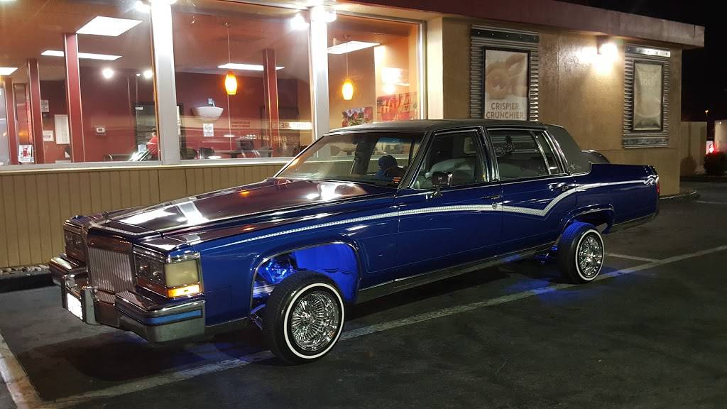 Jack in the Box | restaurant | 14618 7th St, Victorville, CA 92392, USA | 7602437575 OR +1 760-243-7575