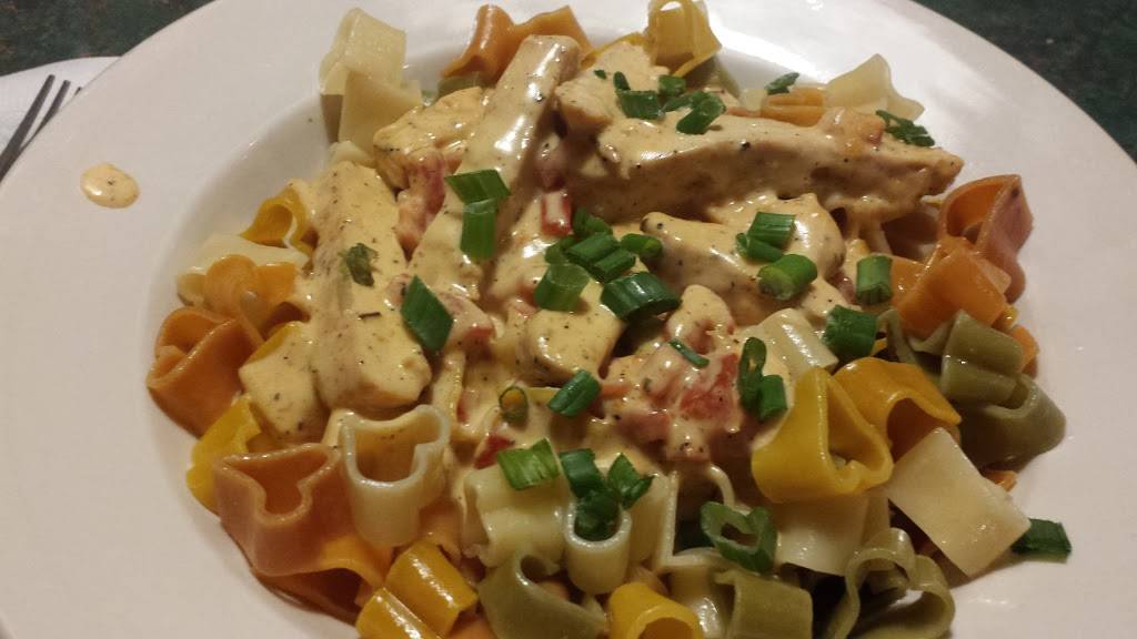 Yolandas | restaurant | 2228 Darlington Rd, Beaver Falls, PA 15010, USA | 7248434421 OR +1 724-843-4421