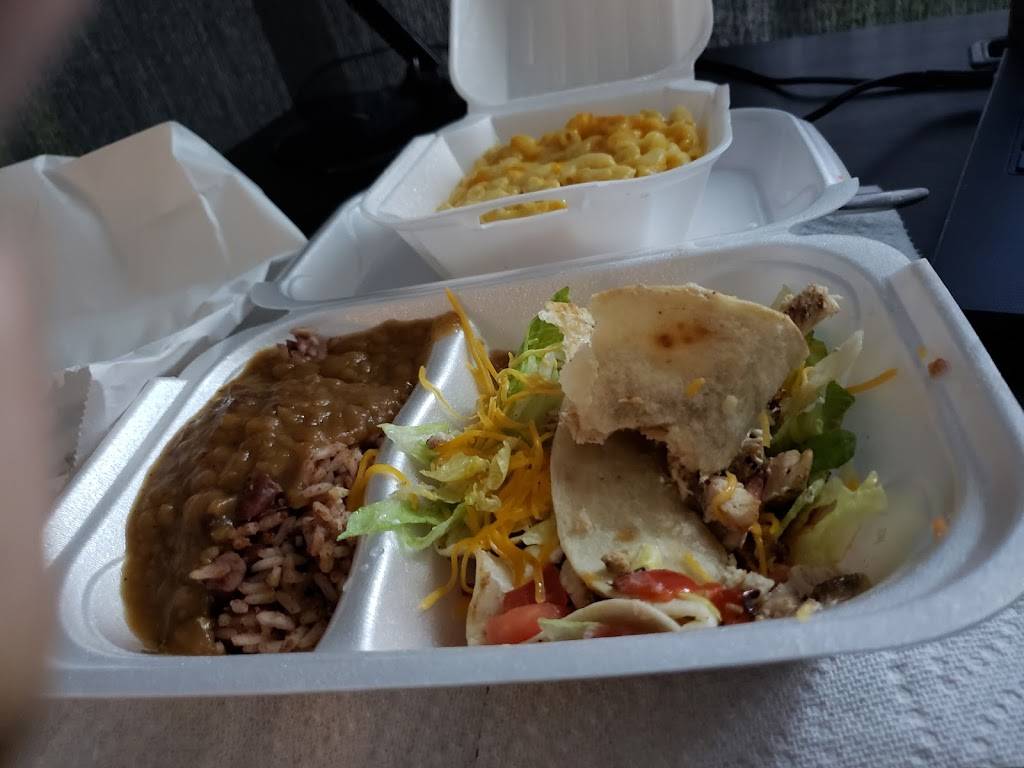 Uncle Joes Jerk Chicken Hyde Park | restaurant | 1461 E Hyde Park Blvd, Chicago, IL 60615, USA | 7732415550 OR +1 773-241-5550