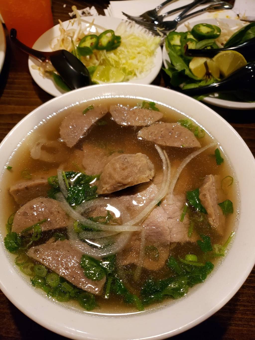 AZ Pho & Grill | restaurant | 1674 N Higley Rd Ste 104, Gilbert, AZ 85234, USA | 4802193997 OR +1 480-219-3997