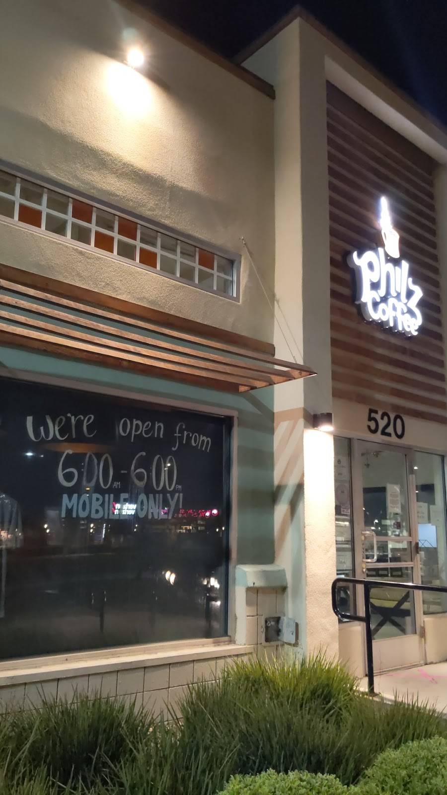 KFC | restaurant | 520 N State College Blvd, Fullerton, CA 92831, USA | 7146809791 OR +1 714-680-9791