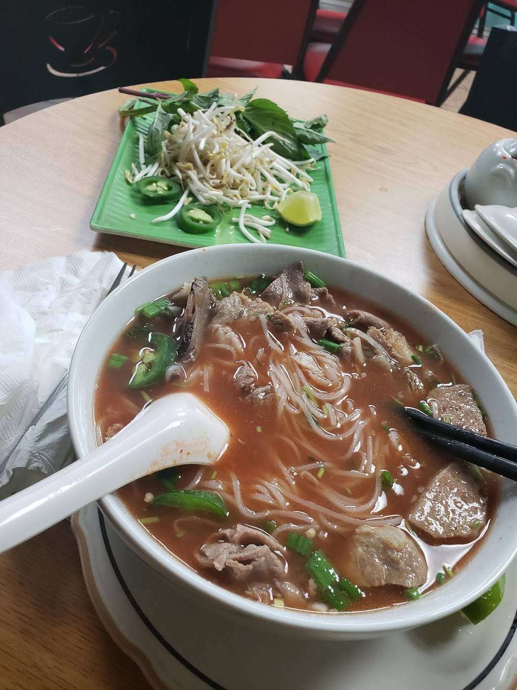 Pho Lotus | restaurant | 1523 S Seneca St, Wichita, KS 67213, USA | 3164257999 OR +1 316-425-7999