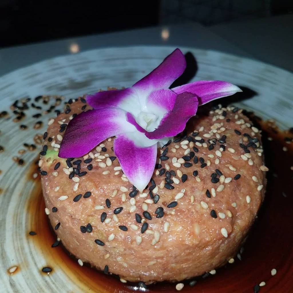 Inari Sushi Fusion west kendall | restaurant | 15672 SW 72nd St, Miami, FL 33193, USA | 7863912099 OR +1 786-391-2099