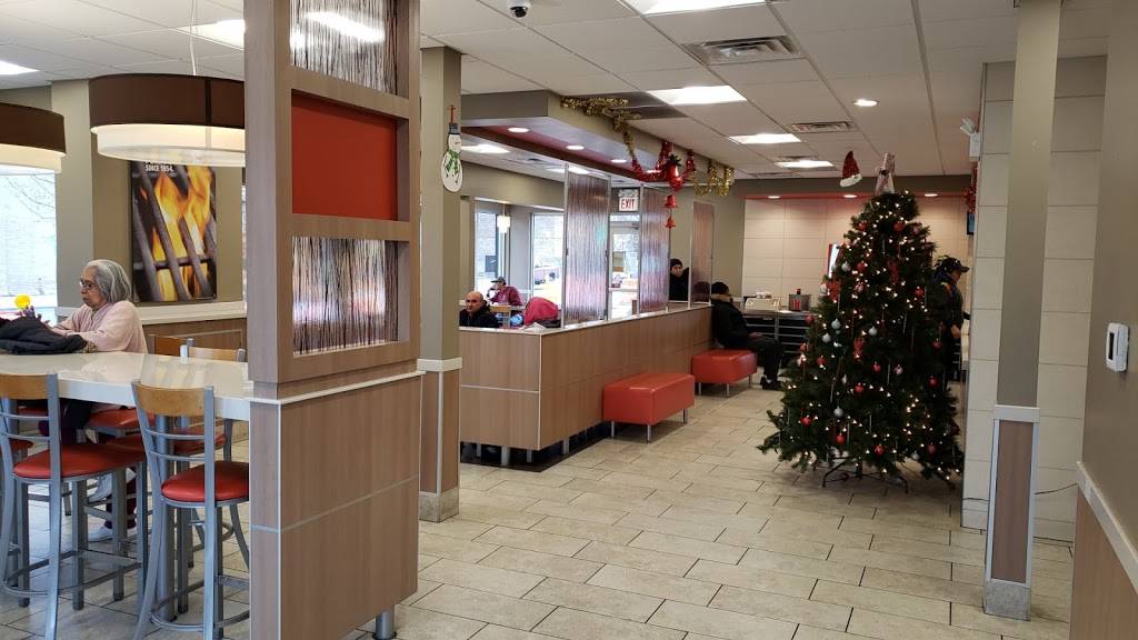 Burger King | restaurant | 6448 S Kedzie Ave, Chicago, IL 60629, USA | 7734767933 OR +1 773-476-7933