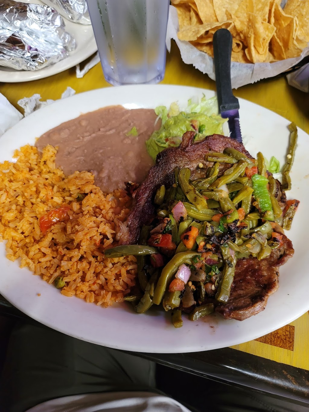 Taqueria Jalisco | restaurant | 2211 Avenue Q, Lubbock, TX 79411, USA | 8067637605 OR +1 806-763-7605