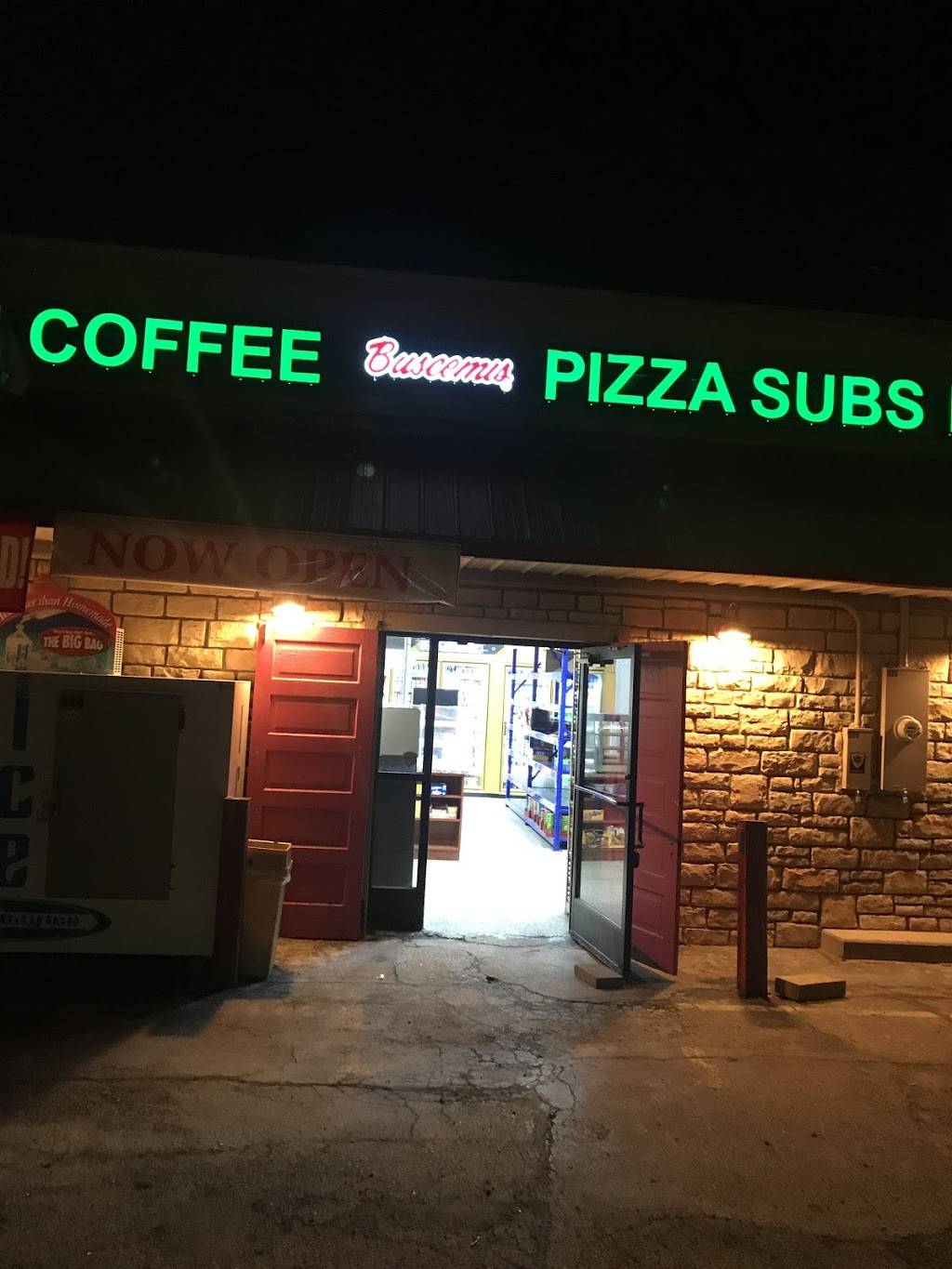 Buscemis Pizza, Subs, And Ice Cream | meal delivery | 225 Wabash St, Milan, MI 48160, USA | 7346287195 OR +1 734-628-7195