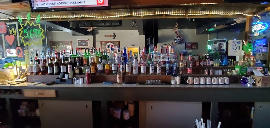 Sidetrack Tavern CLE | restaurant | 13429 Lakewood Heights Blvd, Cleveland, OH 44107, USA | 2164171346 OR +1 216-417-1346