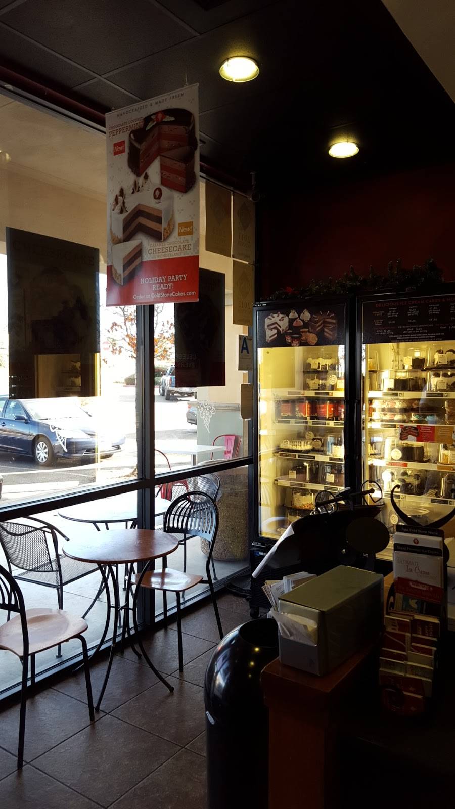 Cold Stone Creamery | bakery | 5022 W Ave N, Palmdale, CA 93551, USA | 6617223553 OR +1 661-722-3553