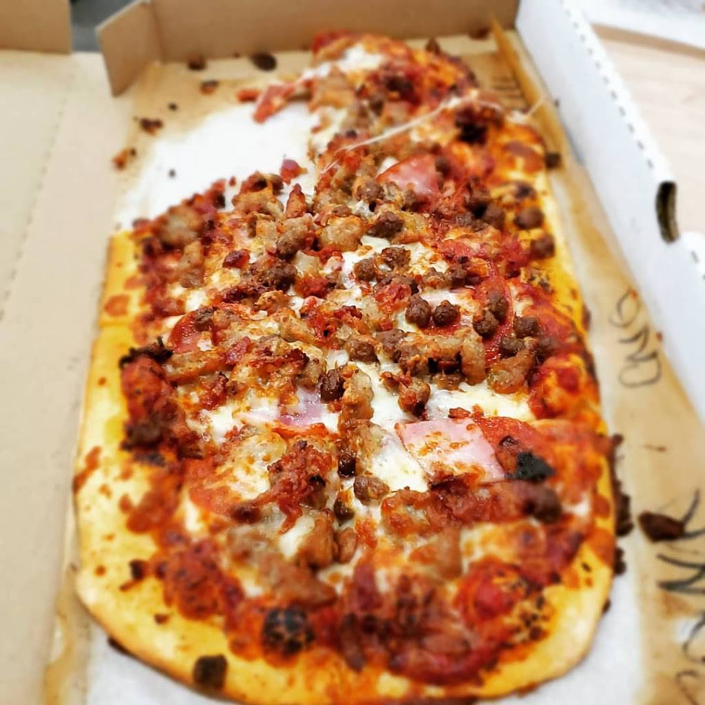 Slim & Huskys Pizza Beeria | restaurant | 1016 Howell Mill Rd, Atlanta, GA 30318, USA | 4044583327 OR +1 404-458-3327