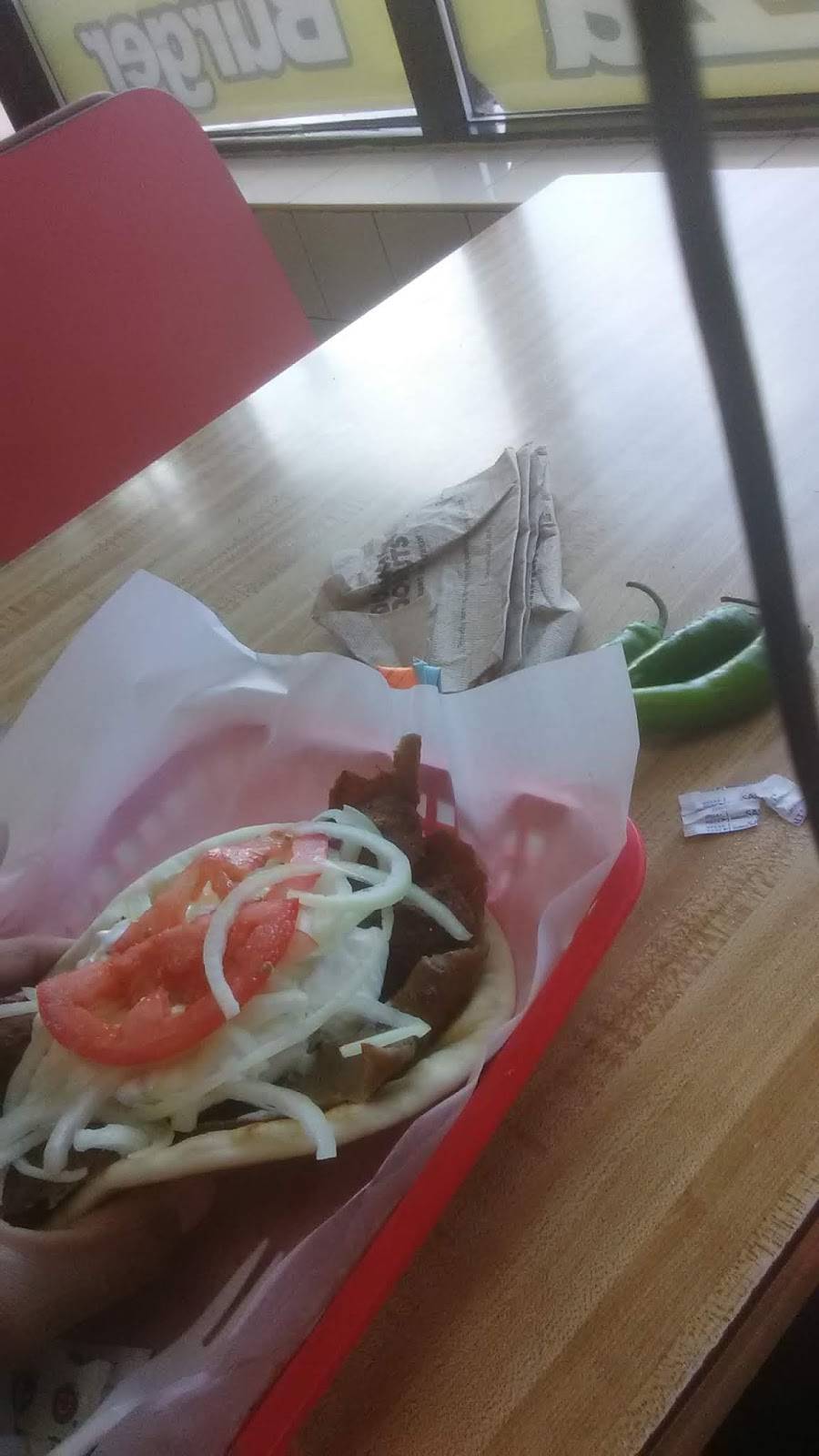 Dennis Carry-Outs | restaurant | 3257 W 26th St, Chicago, IL 60623, USA | 7735231620 OR +1 773-523-1620