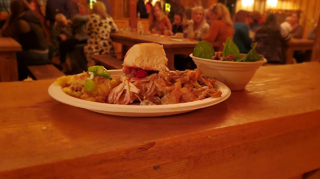 Cock & Bull Villa Roma | restaurant | 1414 Adams Ave #2, La Grande, OR 97850, USA | 5419630573 OR +1 541-963-0573