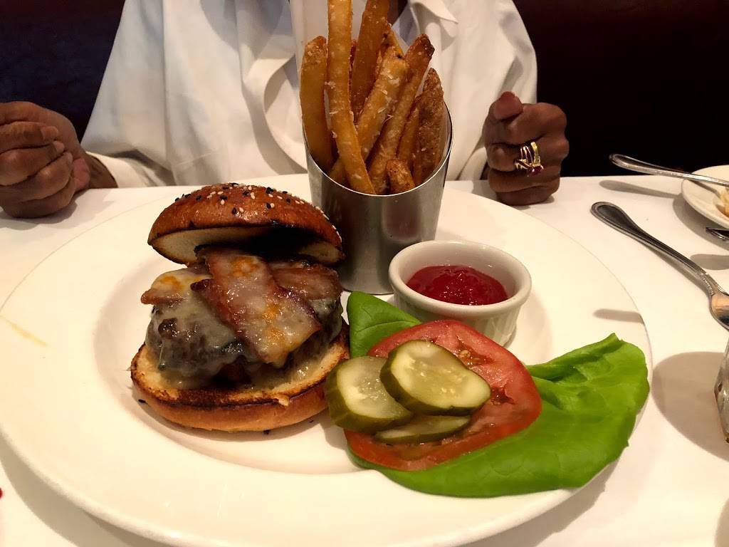 The Capital Grille | restaurant | 500 E Pratt St, Baltimore, MD 21202, USA | 4437034064 OR +1 443-703-4064