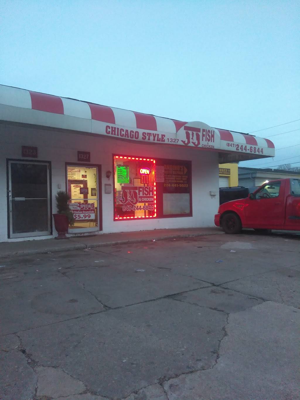 JJ Fish & Chicken (14th & Lewis) | restaurant | 1327 S Lewis Ave, Waukegan, IL 60085, USA | 8472446844 OR +1 847-244-6844