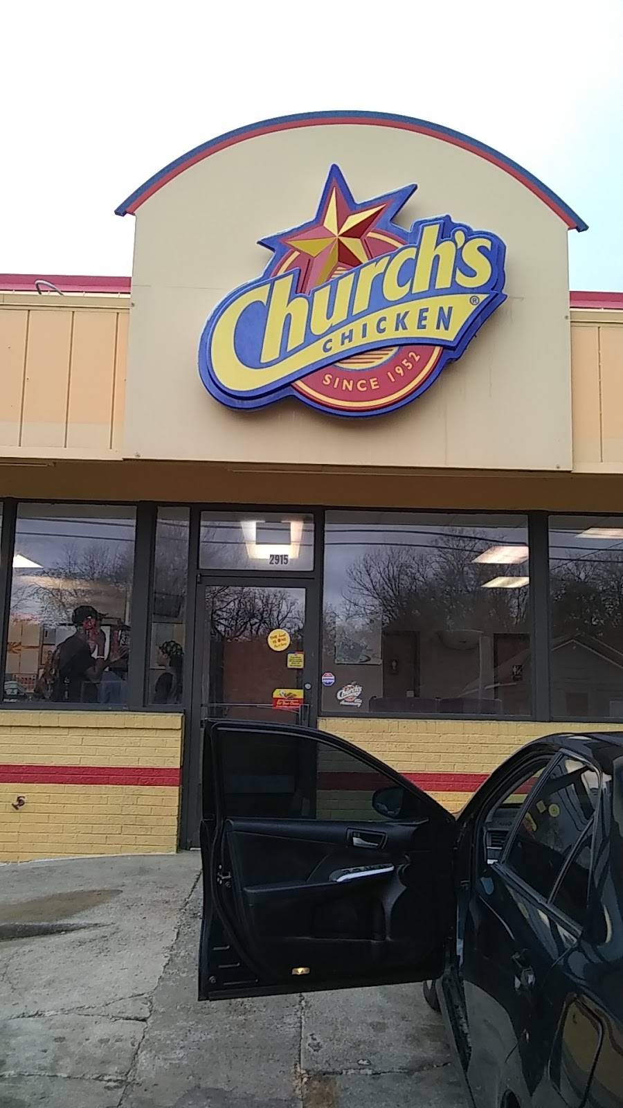 Churchs Chicken | restaurant | 2915 Lower Wetumpka Rd, Montgomery, AL 36110, USA | 3342651563 OR +1 334-265-1563