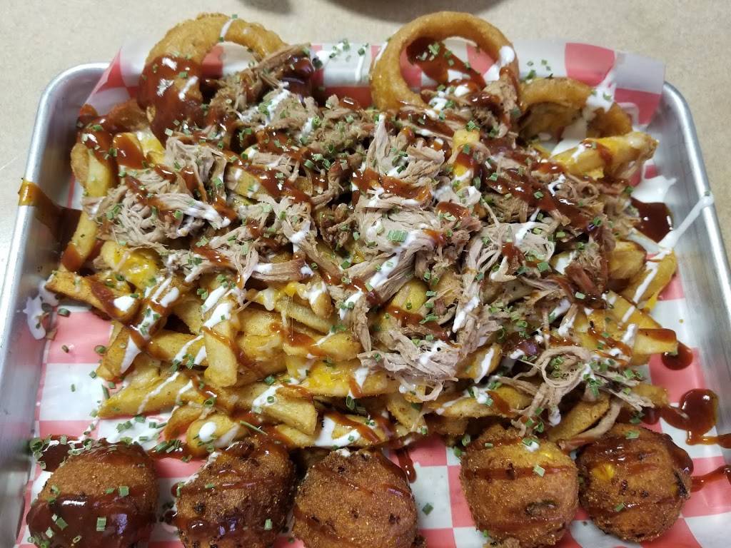 The Angry Elephant | restaurant | 756 N Tyler Rd, Wichita, KS 67212, USA | 3163580380 OR +1 316-358-0380