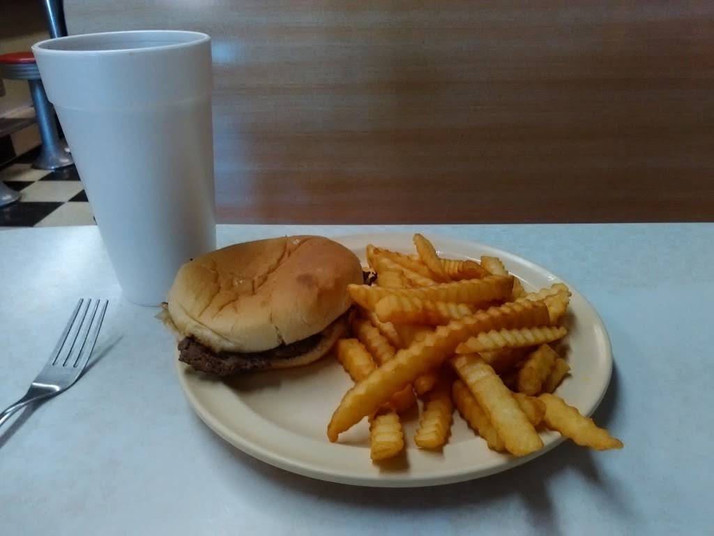 The New White Steamer | restaurant | 21 E Main St, Washington, IN 47501, USA | 8122549973 OR +1 812-254-9973