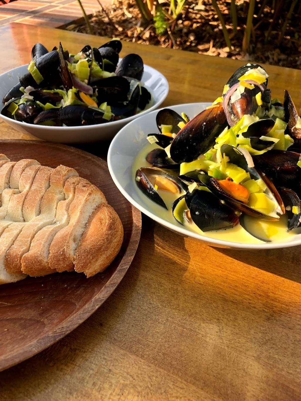 Tharios Kitchen | restaurant | 3807 Santa Claus Ln, Carpinteria, CA 93013, USA | 8056842209 OR +1 805-684-2209