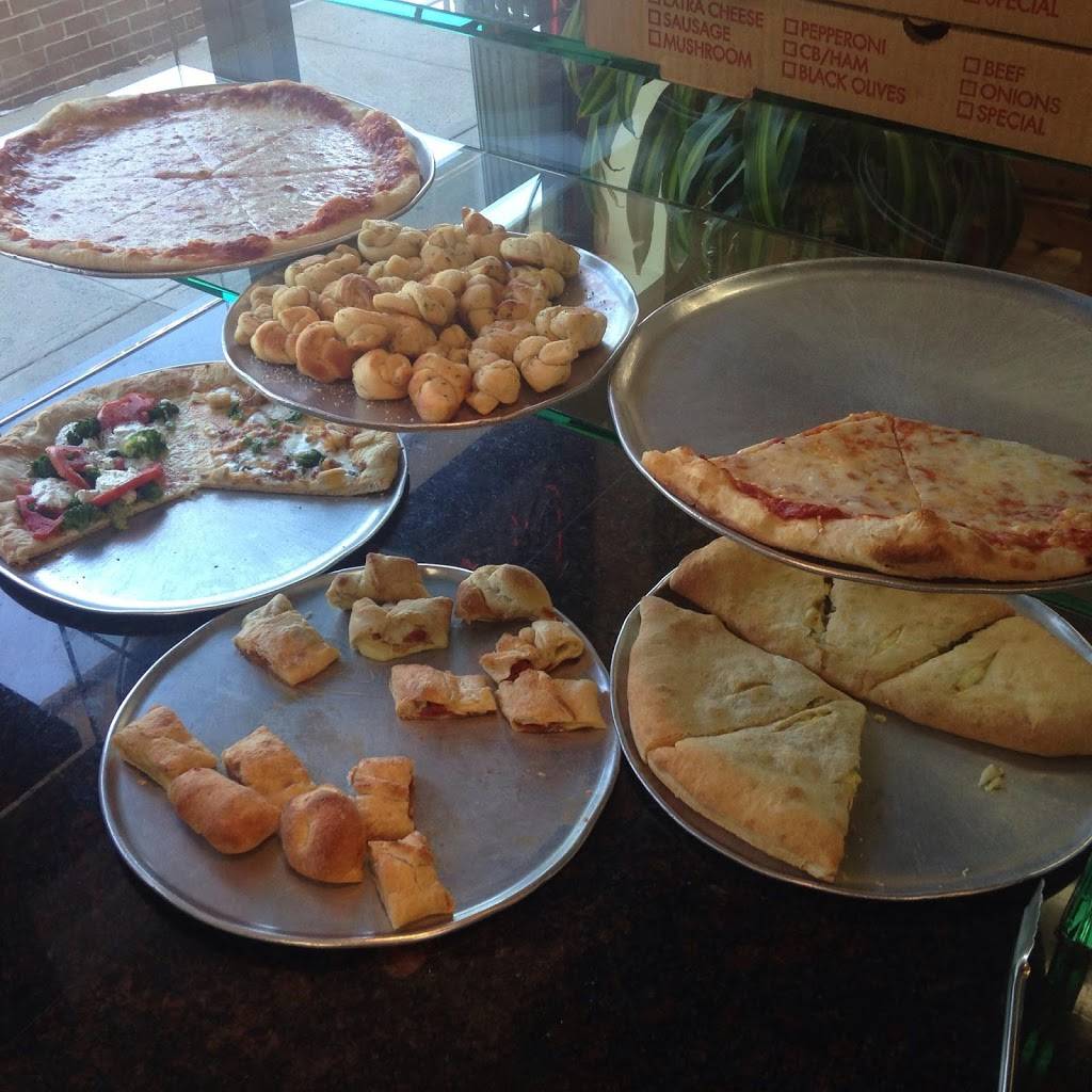 Fortunato Brothers Pizza | restaurant | 3101 Emmorton Rd, Abingdon, MD 21009, USA | 4105691100 OR +1 410-569-1100