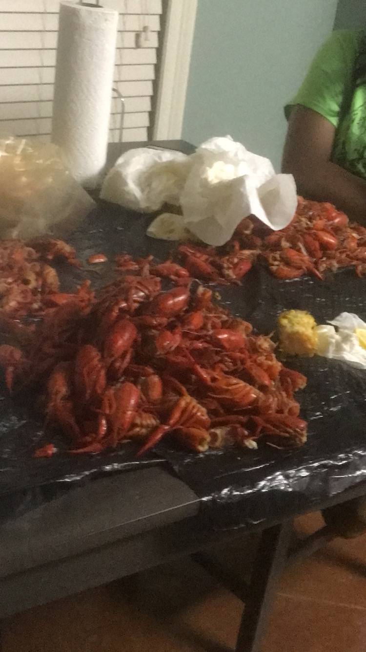 Mudbugs 042 | restaurant | 151 W Government St suite d, Brandon, MS 39042, USA | 6017064751 OR +1 601-706-4751