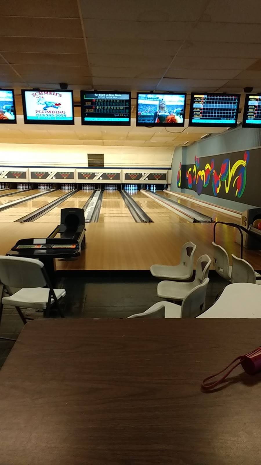 Colerain Bowl - Sports Bar - Craft Beer - Lottery - Birthday Par | restaurant | 9189 Colerain Ave, Cincinnati, OH 45251, USA | 5133858500 OR +1 513-385-8500