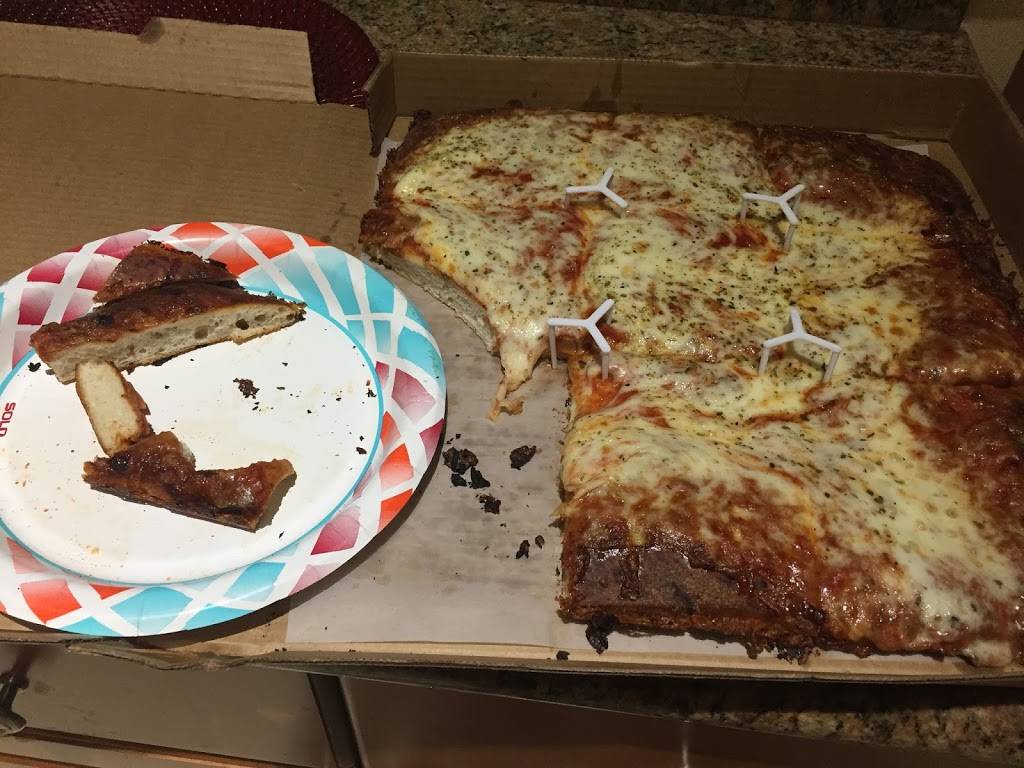 Grandmas Brooklyn Pizza | restaurant | 10045 Belvedere Rd, Royal Palm Beach, FL 33411, USA | 5617933323 OR +1 561-793-3323