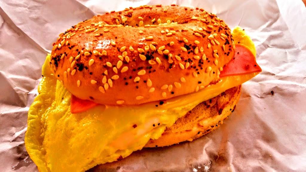 Beach Cafe | restaurant | 17 S Fort Lauderdale Beach Blvd, Fort Lauderdale, FL 33316, USA | 7543037333 OR +1 754-303-7333