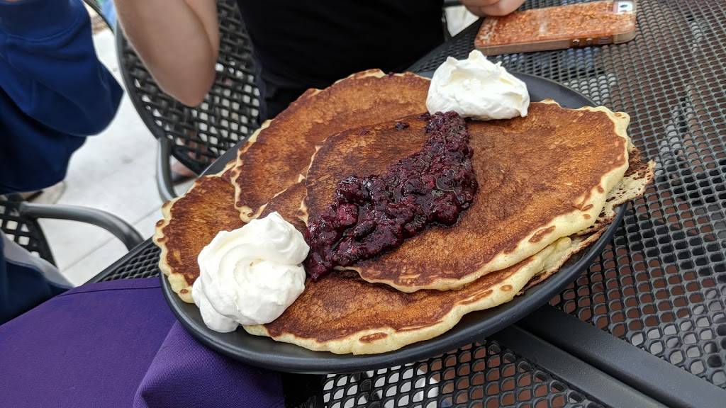 Seward Co-op Creamery Café | restaurant | 2601 E Franklin Ave, Minneapolis, MN 55406, USA | 6122305575 OR +1 612-230-5575