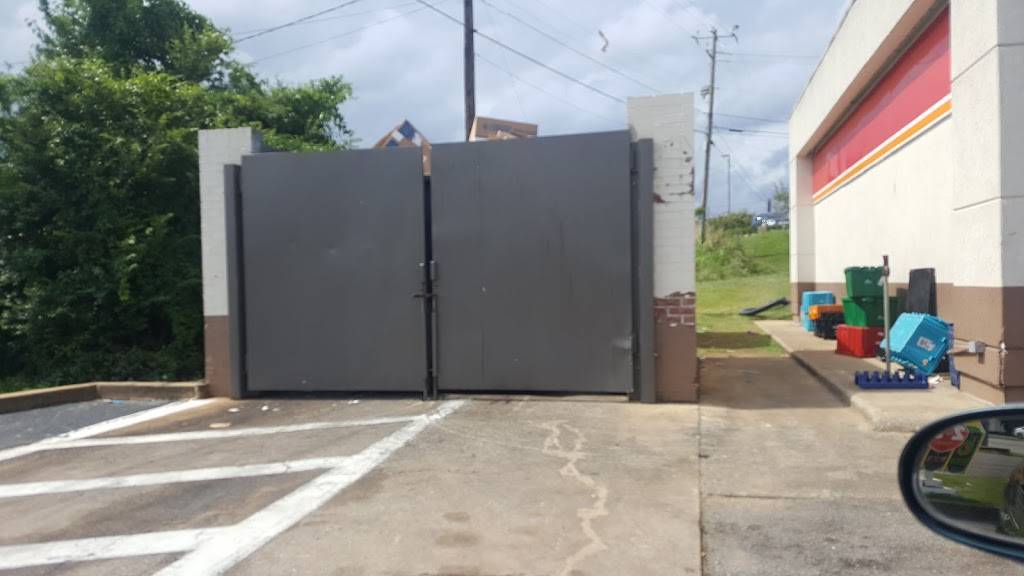 Kangaroo Express | meal takeaway | 724 Skyland Blvd E, Tuscaloosa, AL 35405, USA | 2057508171 OR +1 205-750-8171