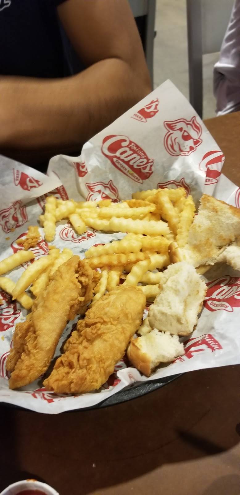 Raising Canes Chicken Fingers | meal takeaway | 5107 Fairmont Pkwy, Pasadena, TX 77505, USA | 2814873882 OR +1 281-487-3882