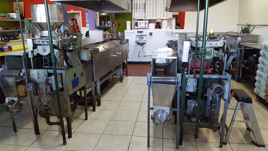 La Nueva Riograndense | restaurant | 831 N Sylvania Ave, Fort Worth, TX 76111, USA | 8172220090 OR +1 817-222-0090