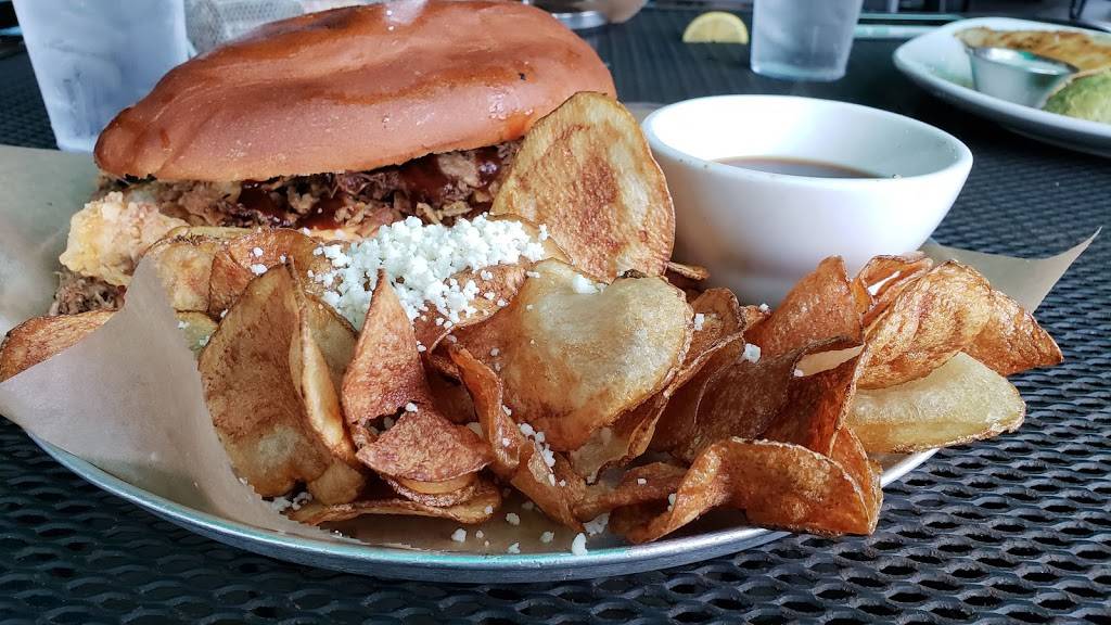 Willy Taco | restaurant | 930 E Main St, Spartanburg, SC 29302, USA | 8643278228 OR +1 864-327-8228